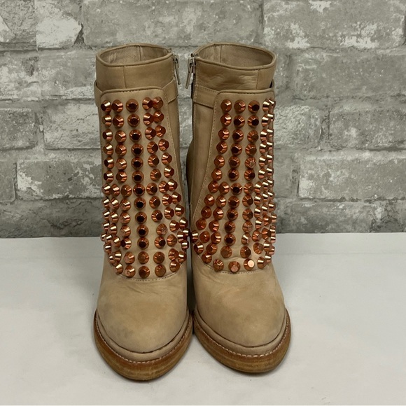 Jeffrey Campbell nude boots with rose gold studs - Picture 6 of 14